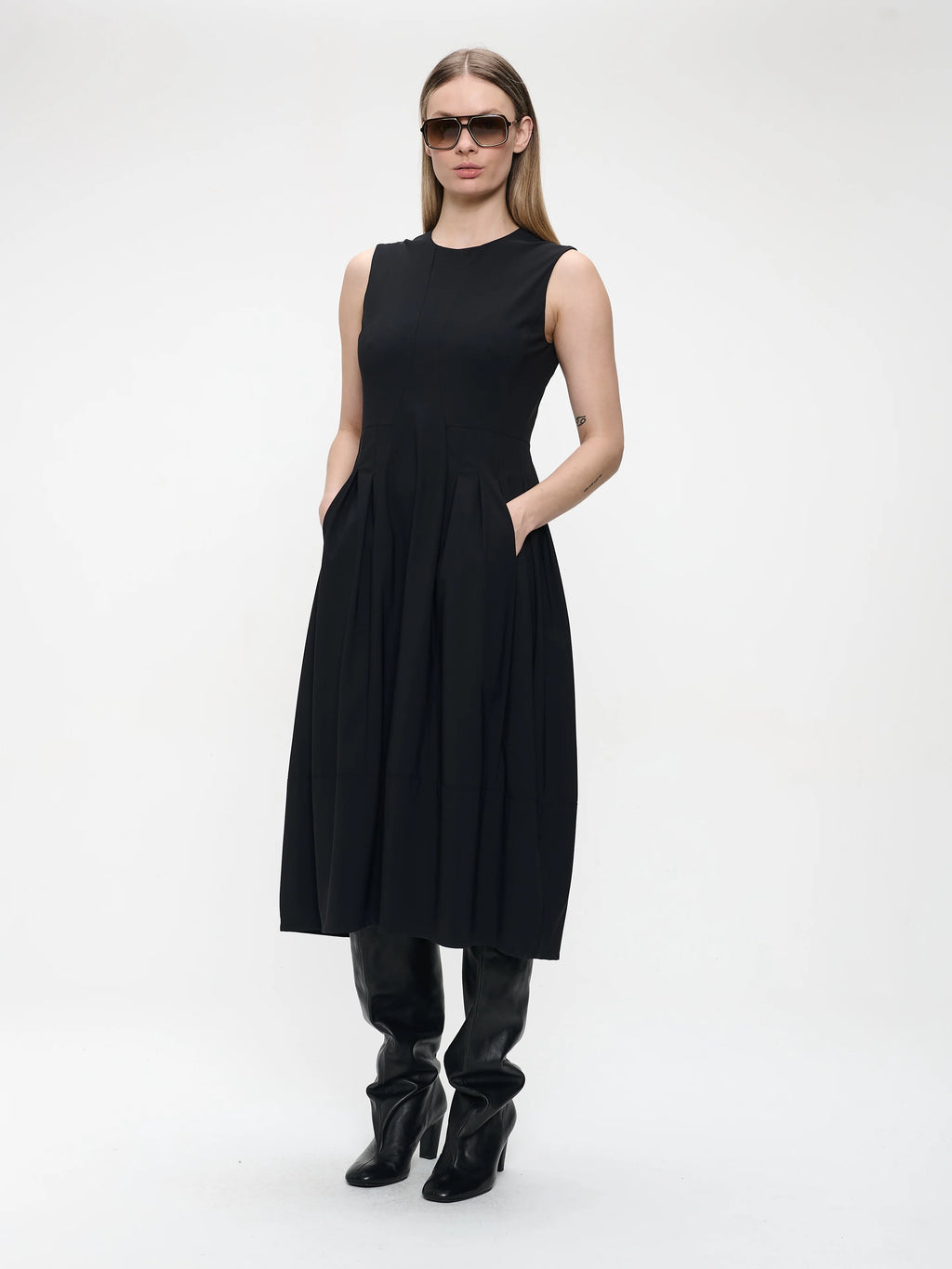 jane lushka heide technical jersey dress in black