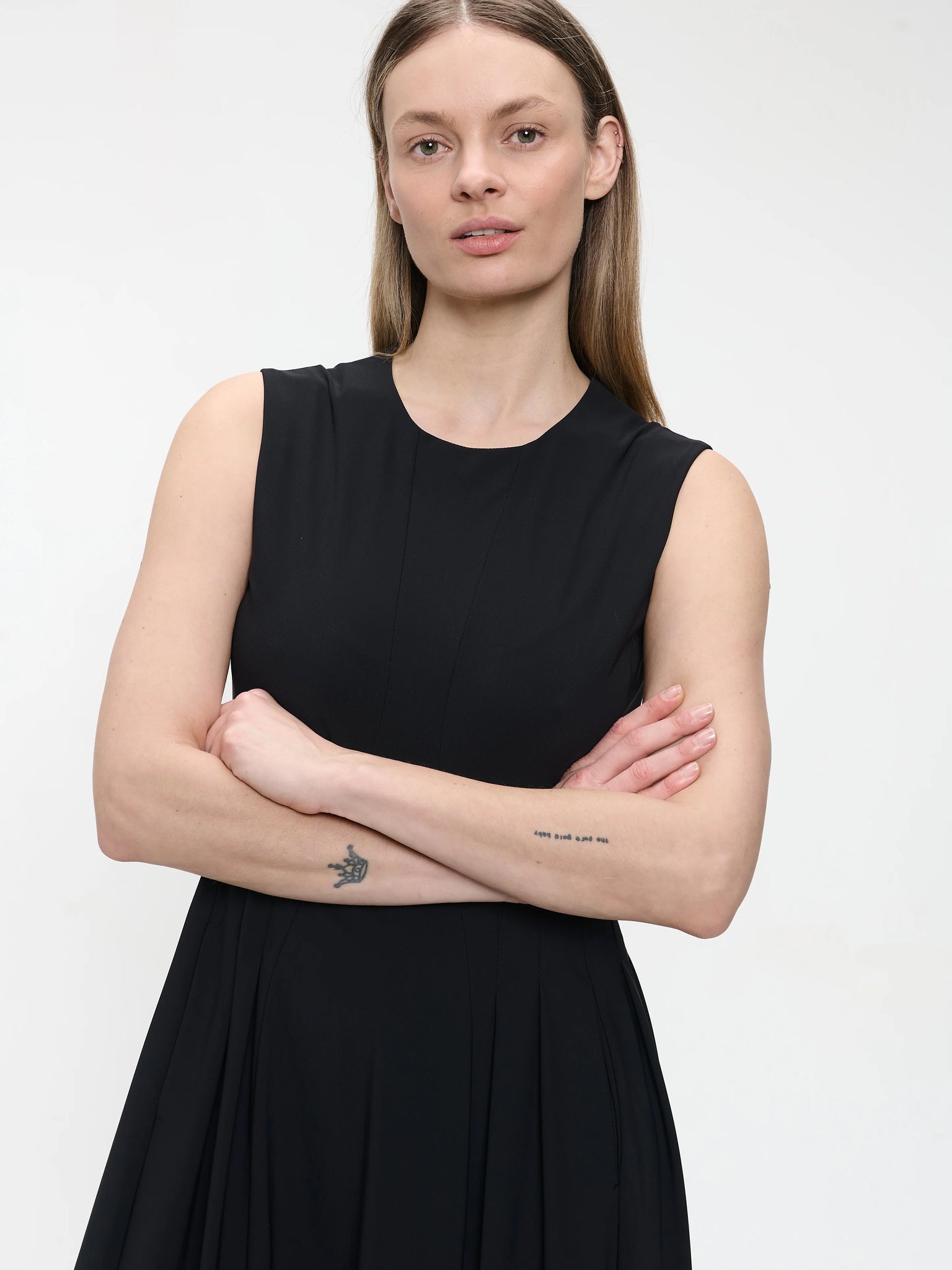 jane lushka heide technical jersey dress in black