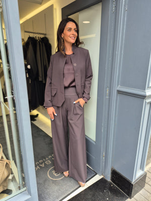 ania schierholt wide leg trousers in mauve