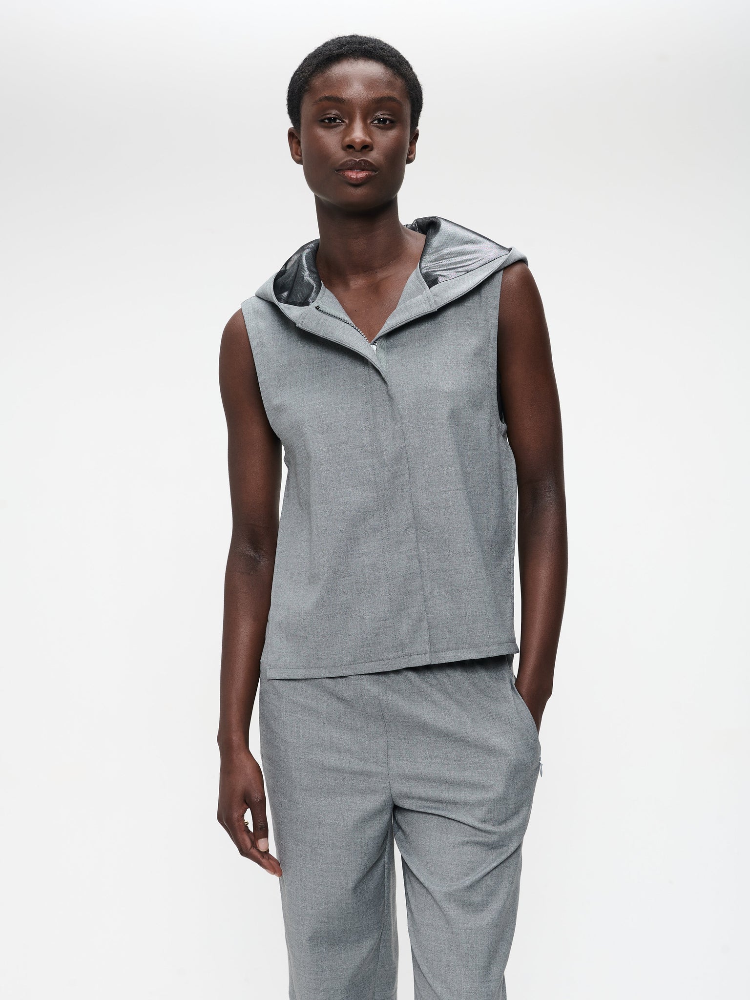 jane lushka jazmin viscose vest in light grey