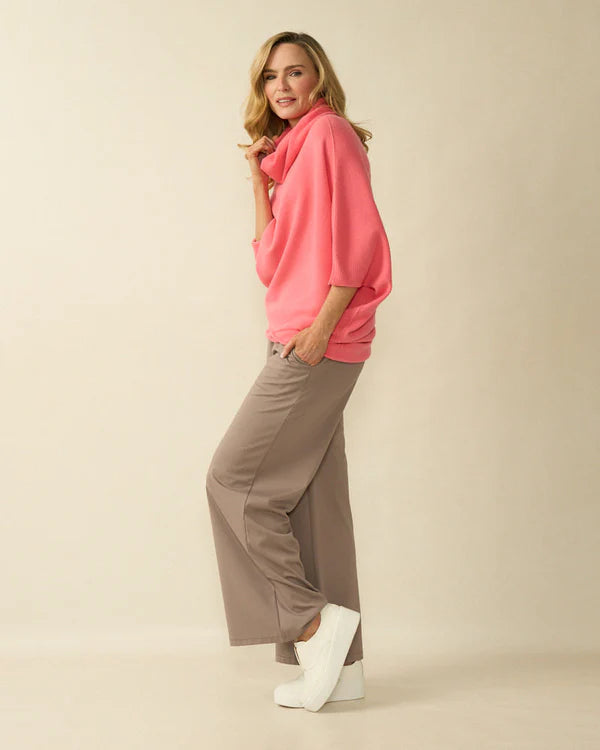 deck asymmetric knit in coral