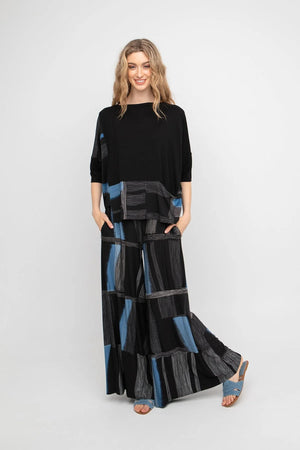 ozai n ku digi print top in black & blue