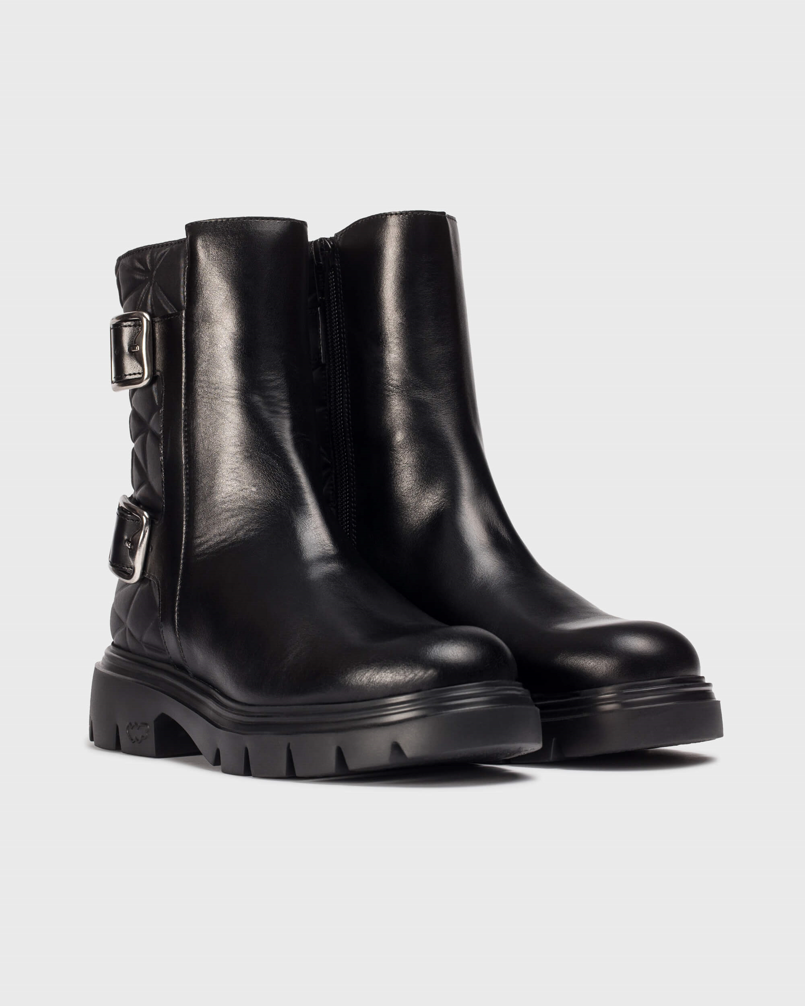 wonders bones buckle biker boots in black