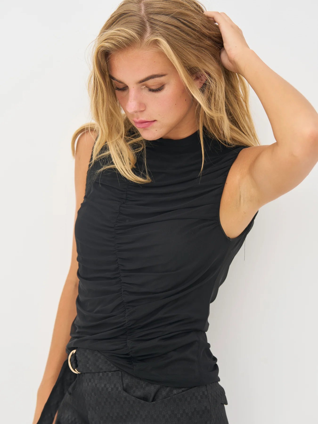 nu denmark beth ruched top in black