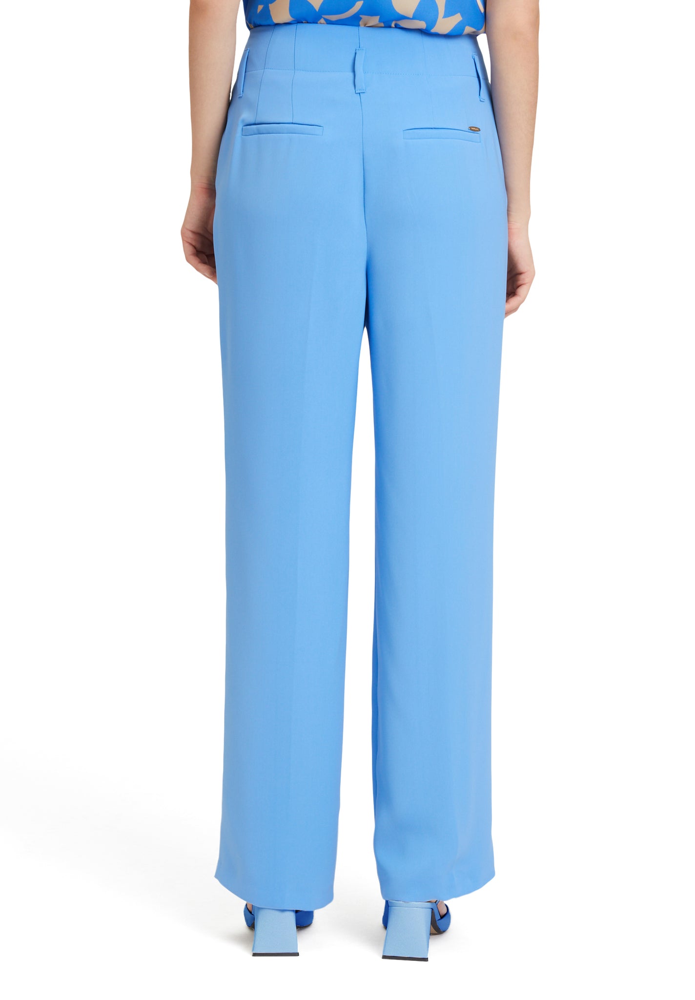 Betty & Co tailored high waist trousers in blue

Product code 6446/3101