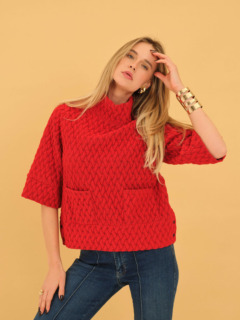 dolcezza quilted pullover in red