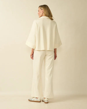 deck collar leisure top in cream