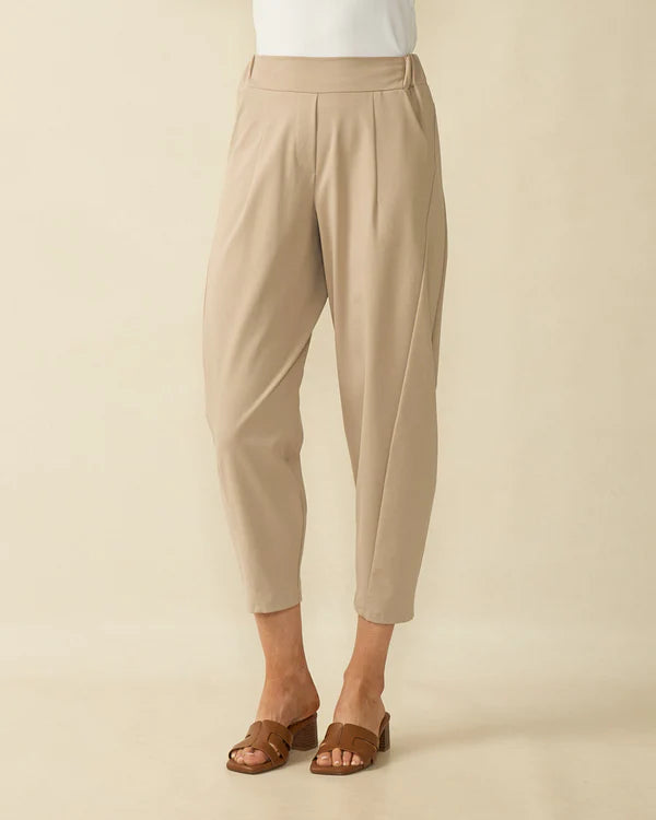 deck barrell trousers in beige