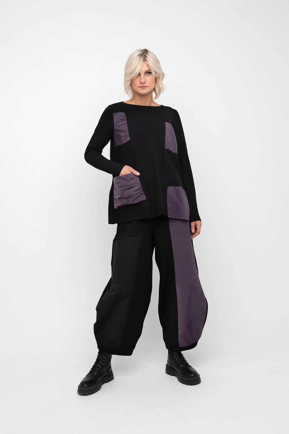 Ozai n ku mixed fabric top in grape