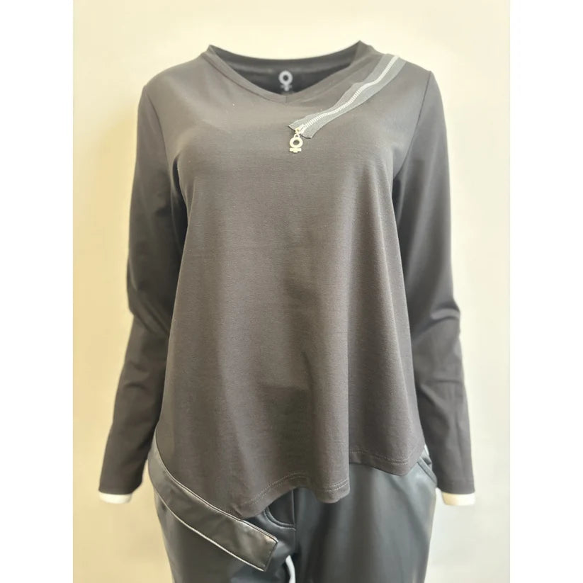 mysoul long sleeve vneck top in black