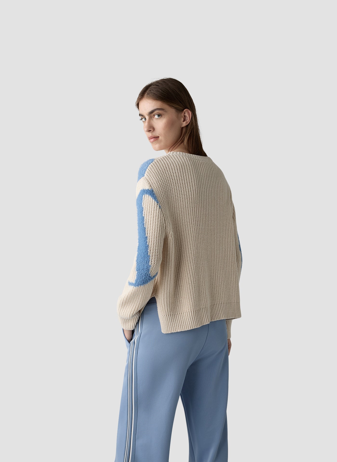 le comte fluffy slogan knit in cream