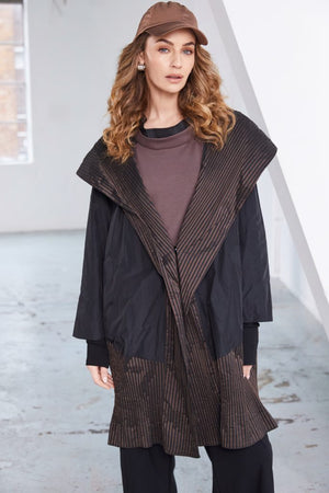 naya long line contrast stripe jacket in black & brown