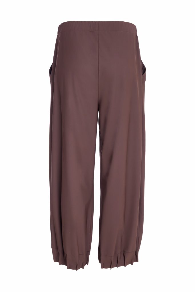 naya wide leg pintuck hem trousers in cocoa
