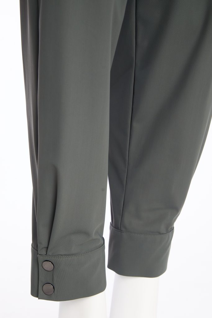 naya slim leg button cuff trousers in forest green