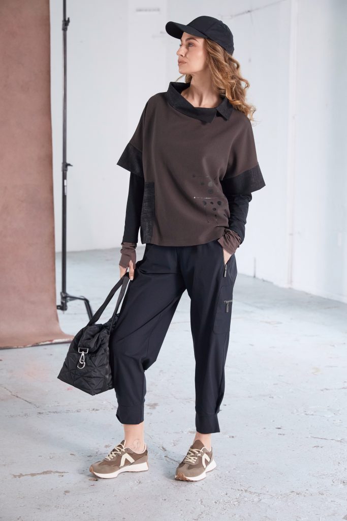 naya placement print with contrast panel brown & black