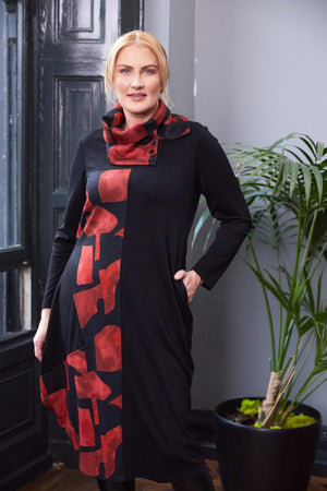 ora contrast panel and button collar dress in black & red