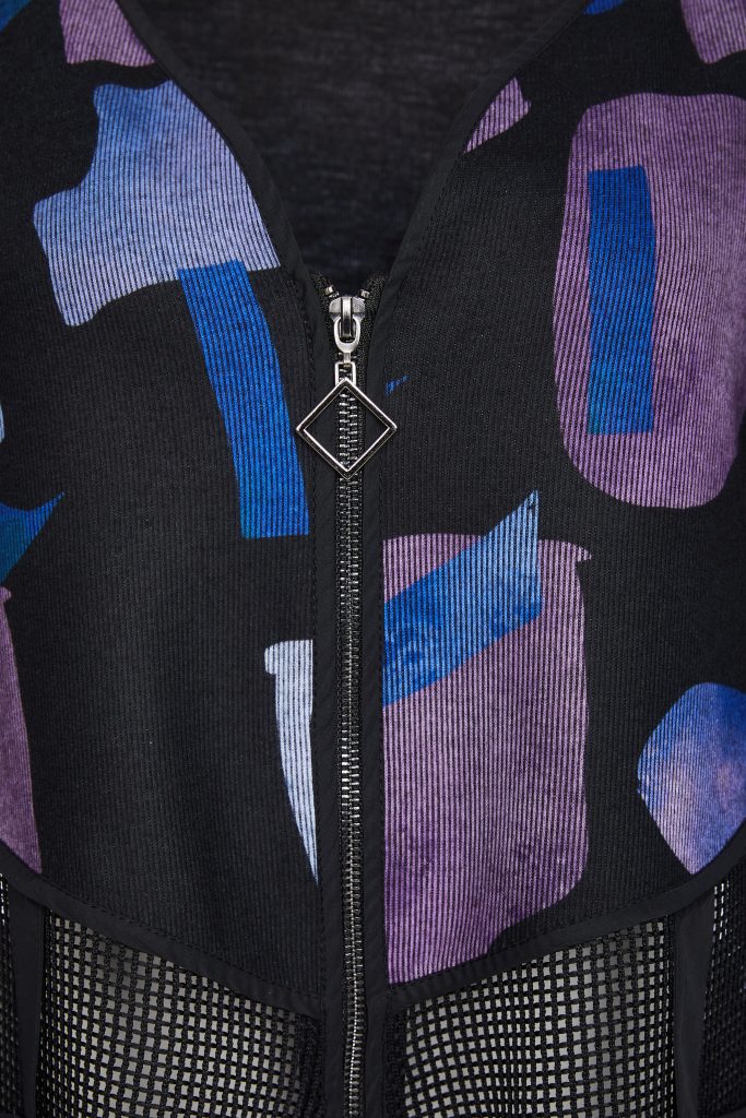 ora print cardigan with zip and mesh in black & blue