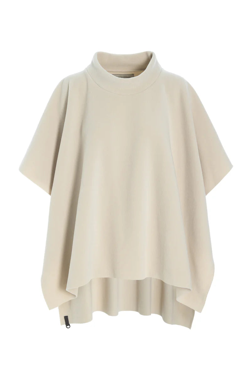 Henriette Steffensen Poncho in beige