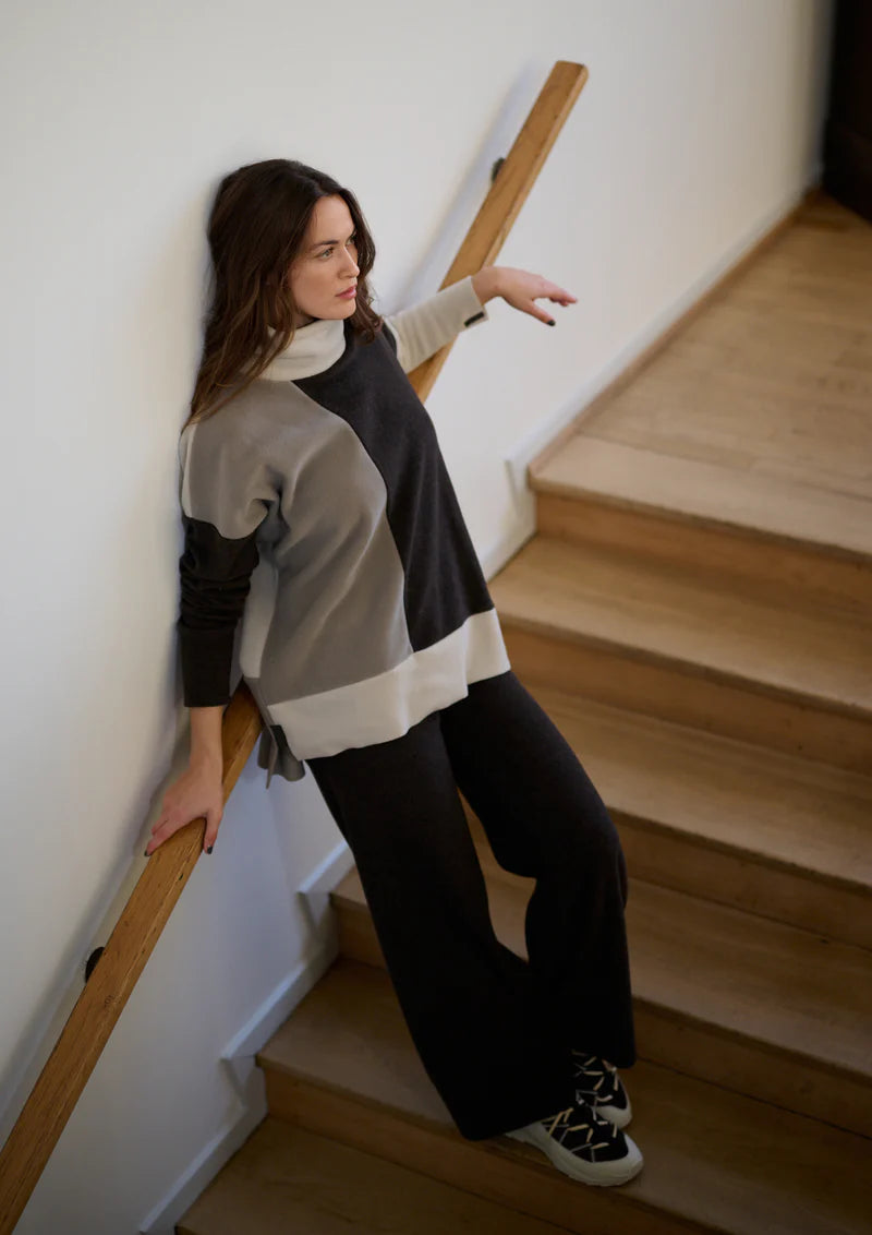 henriette steffensen patch fleece sweater in chocolate