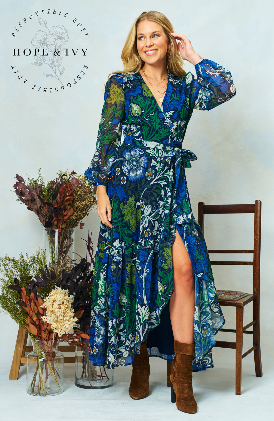 hope & ivy chrysanthemum dress in blue & navy