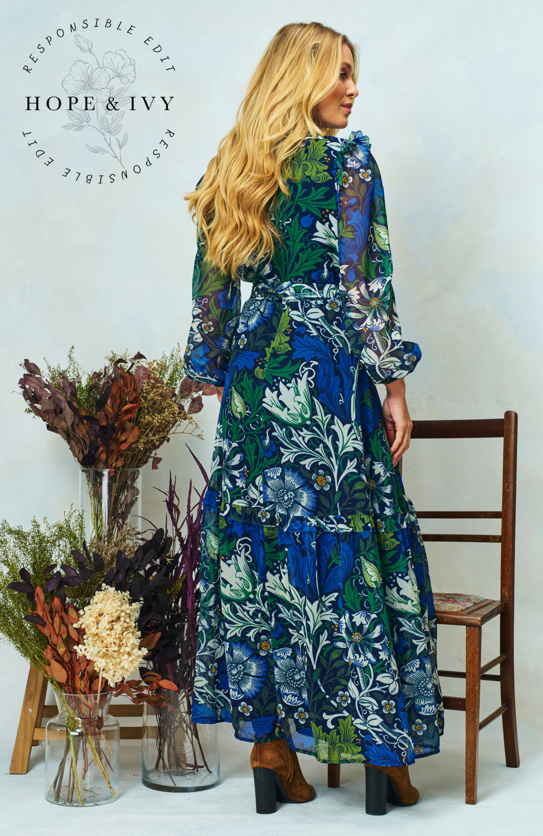 hope & ivy chrysanthemum dress in blue & navy