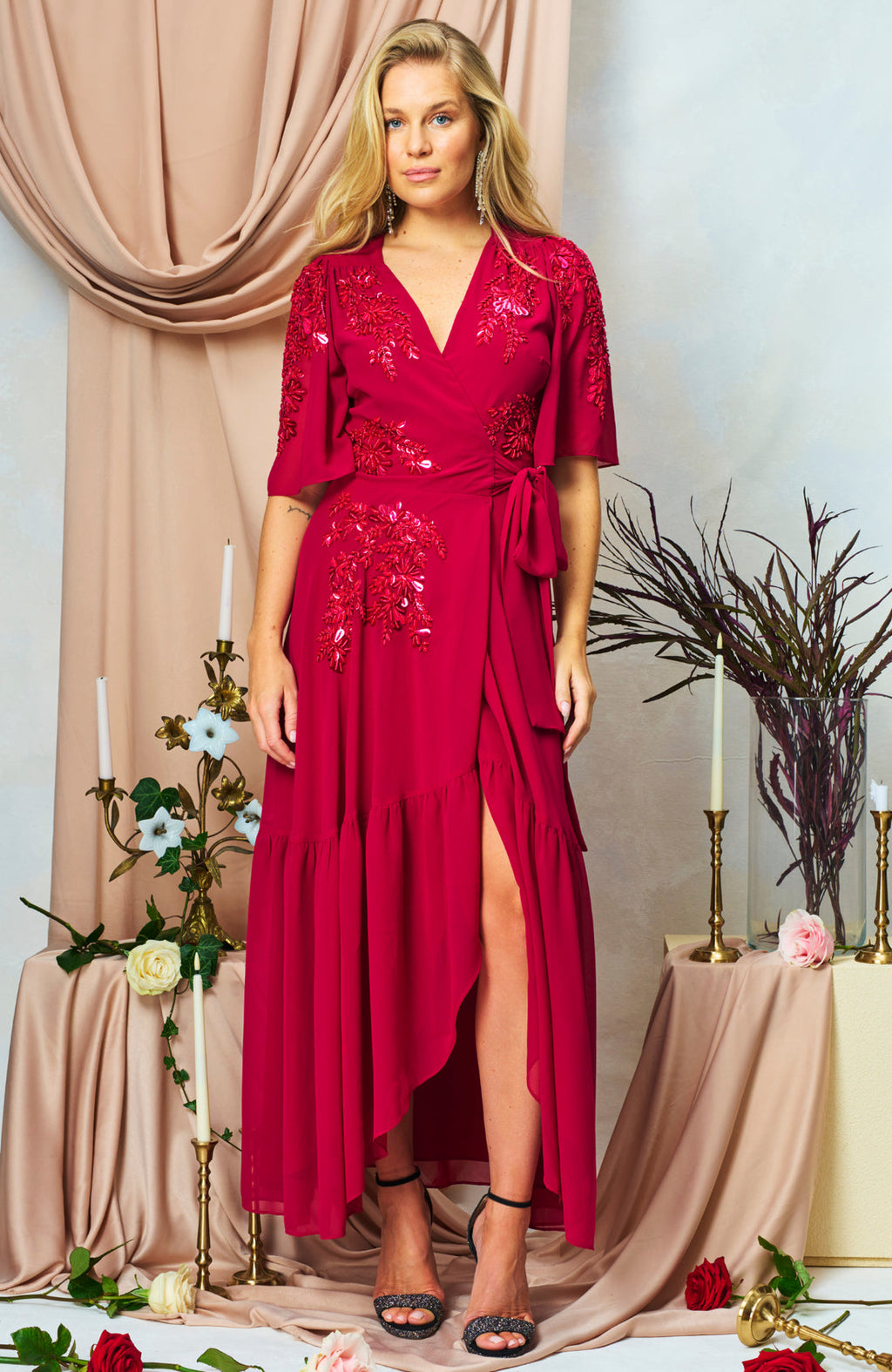 hope & ivy petal dress in burgundy