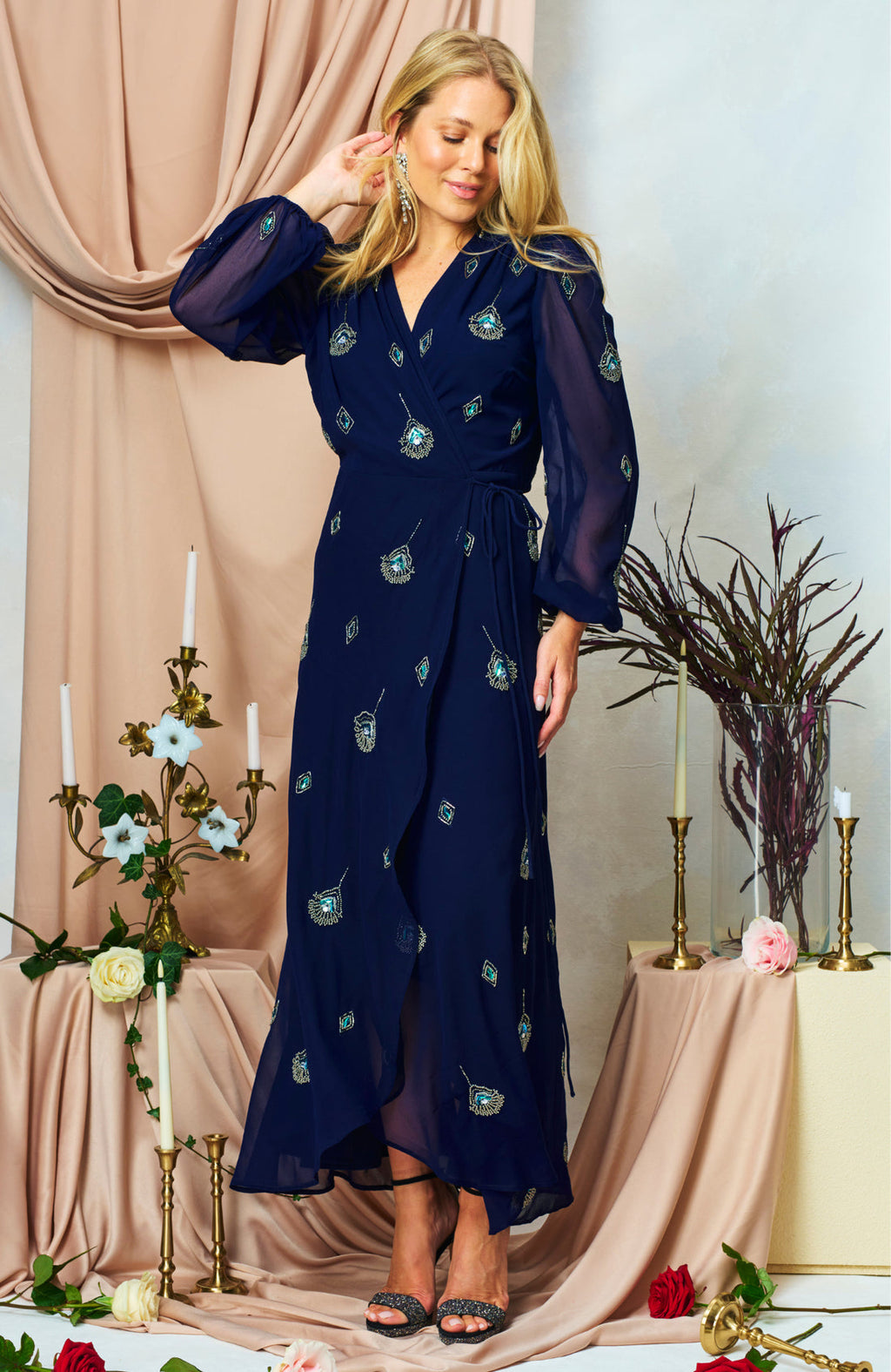 hope & ivy harper dress in navy