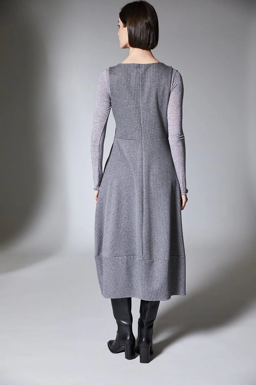 peruzzi pinstripe sleeveles dress in grey