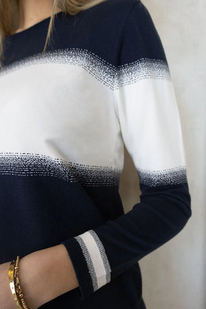 no2moro aprile ombre knit in navy (detail)