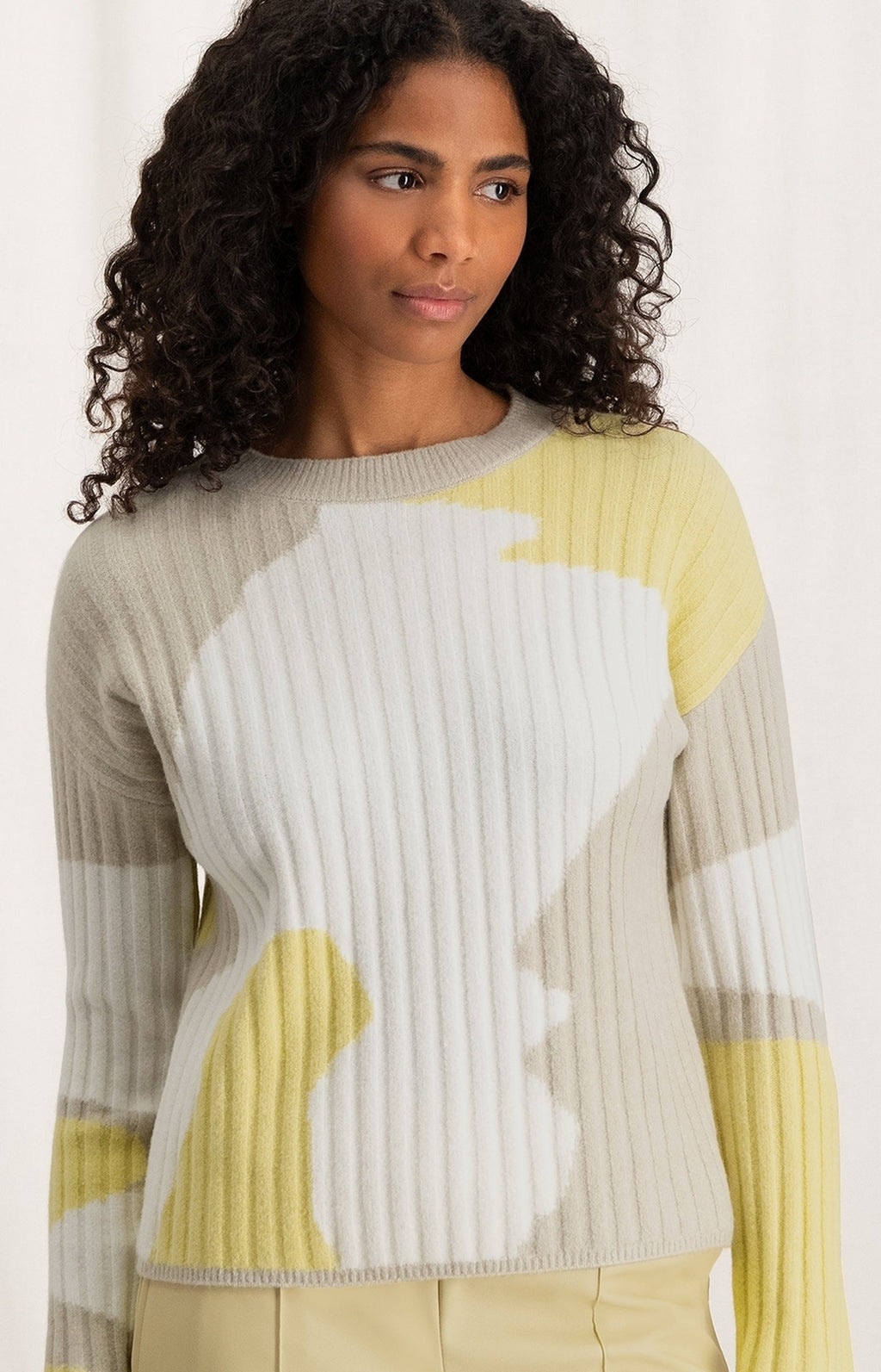 <p>YAYA tricolour roundneck ribbed knit jumper in cream, stone and a muted yellow</p>