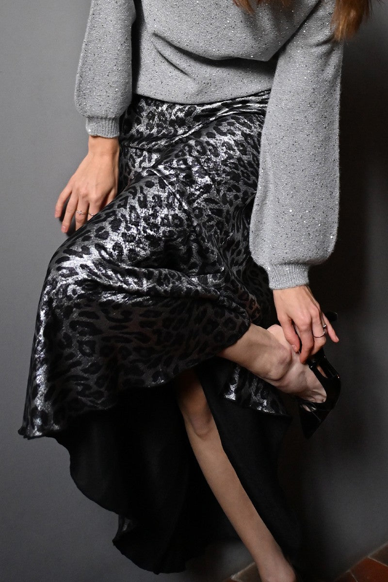 molly bracken leopard print skirt in grey