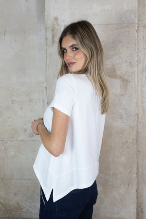 no2moro lottie star patch tshirt in white (back)