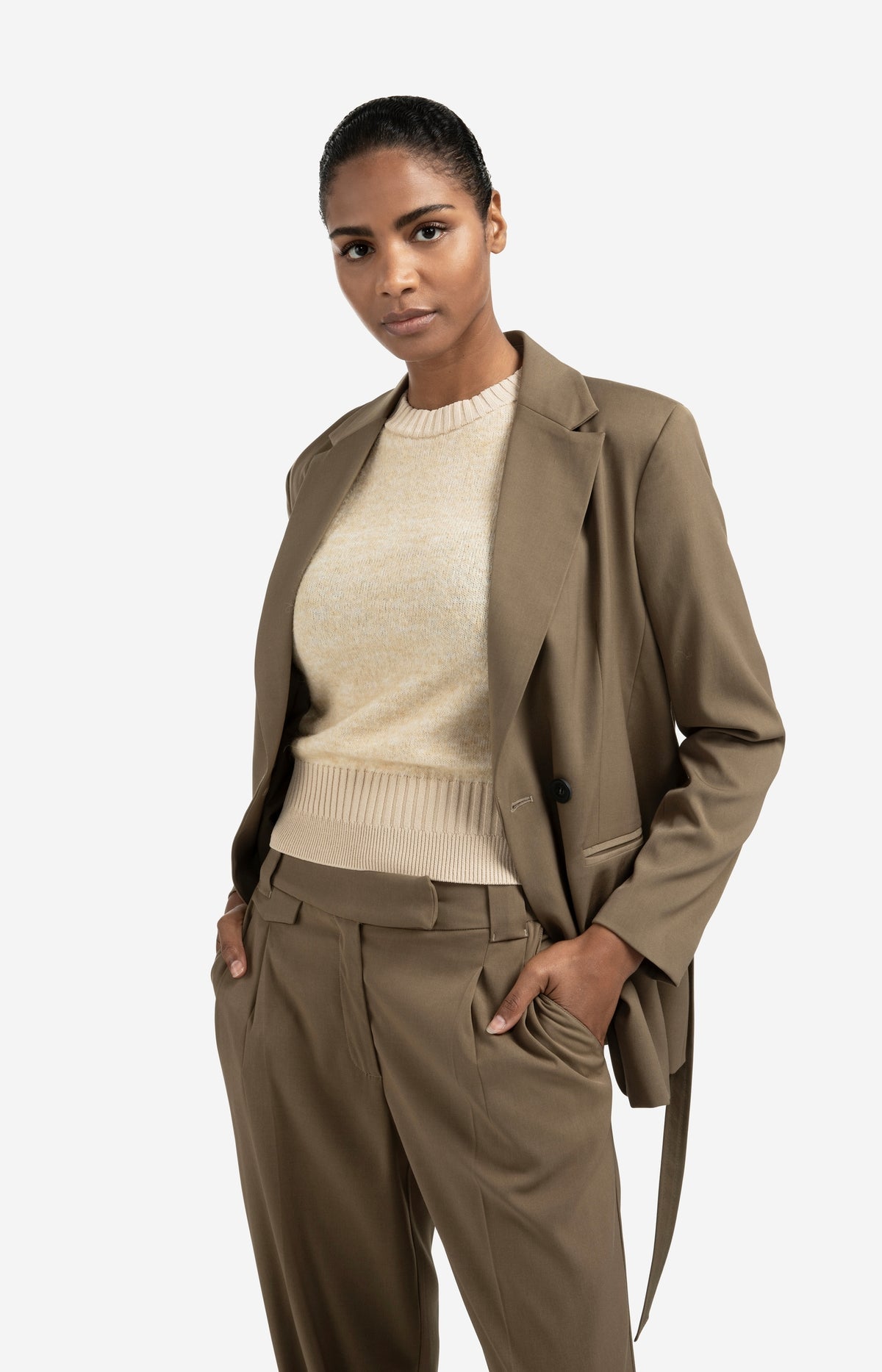 Yaya belted blazer in khaki green