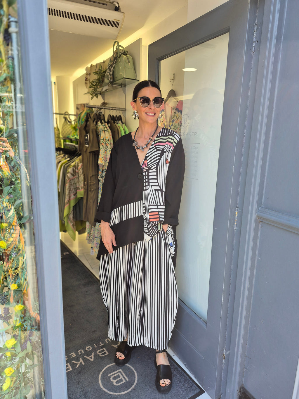 stripe oversize jacket in black&white