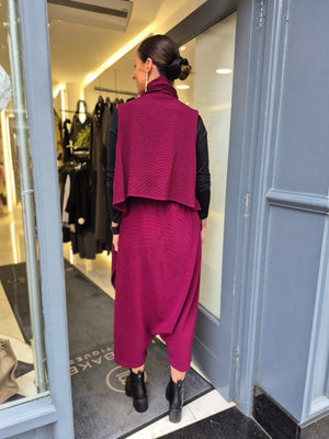 Hybrid Ribbed pullover waistcoat in wine