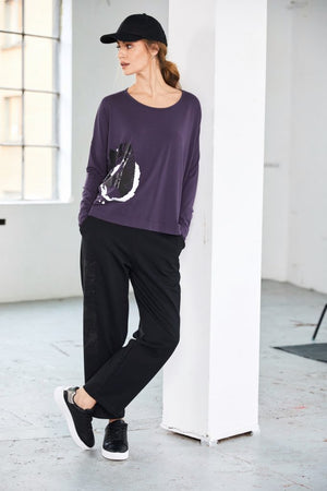 naya placement circle print top in mulberry