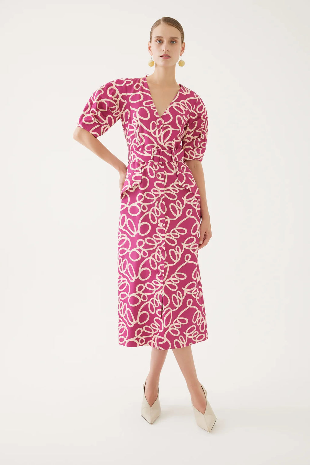 <p>Exquise swirl print button up dress in magenta with beige swirls</p>
<p>Product code 4218037</p>