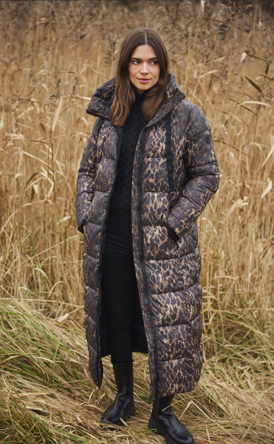 normann longline puffa coat in leopard print
