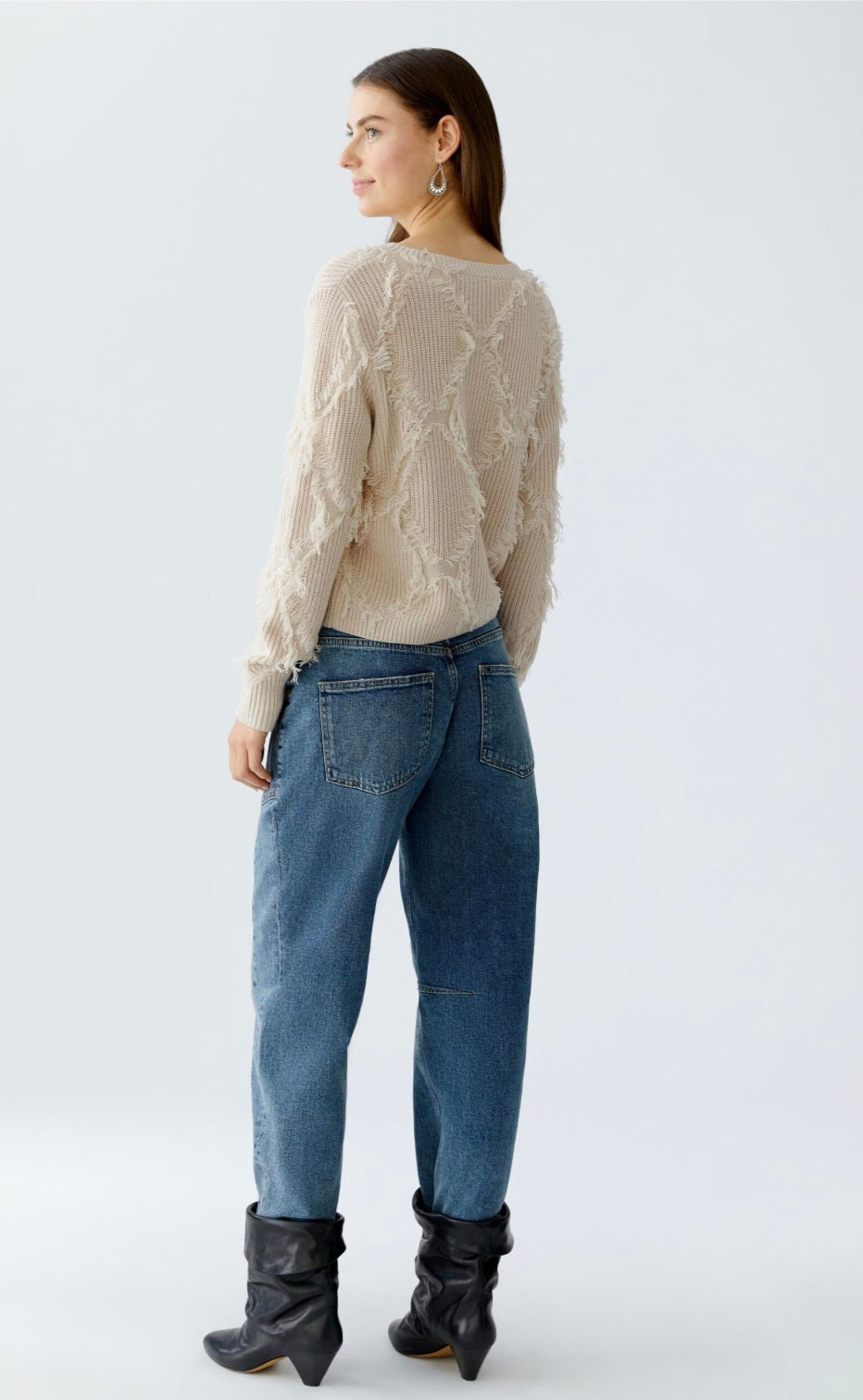 oui woven diamond pattern knit with fringes in beige