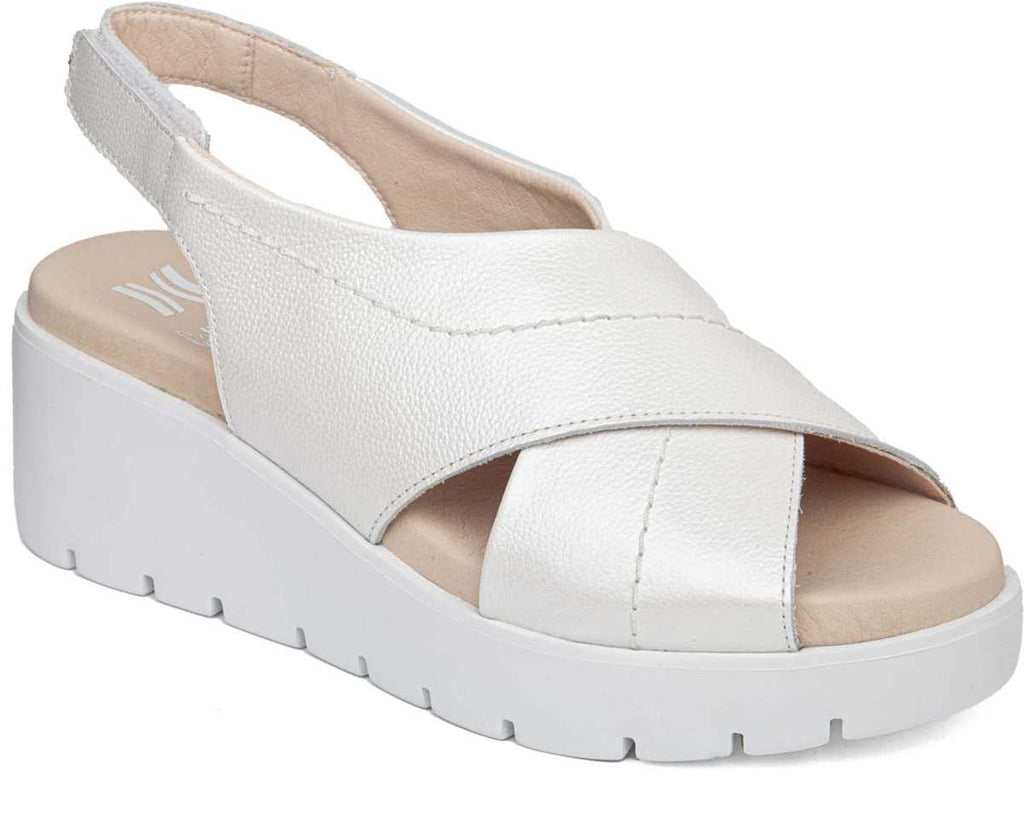 <p>Callaghan bera Cross strap sandals in pearly white</p>