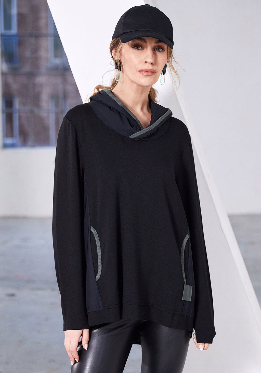 naya hooded top with contrast ribbed trim in black & forest green