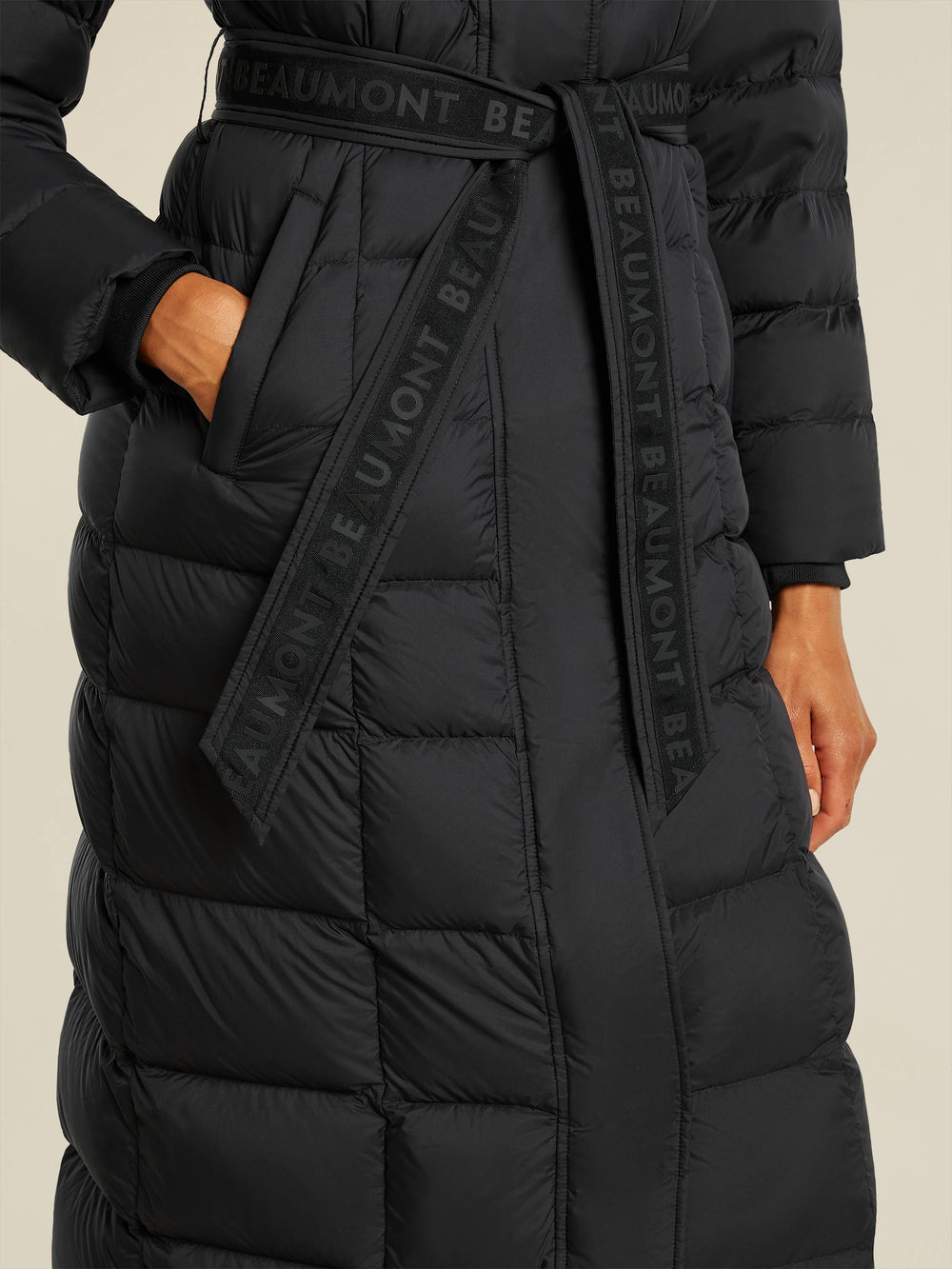 Beaumont valentina long coat in black