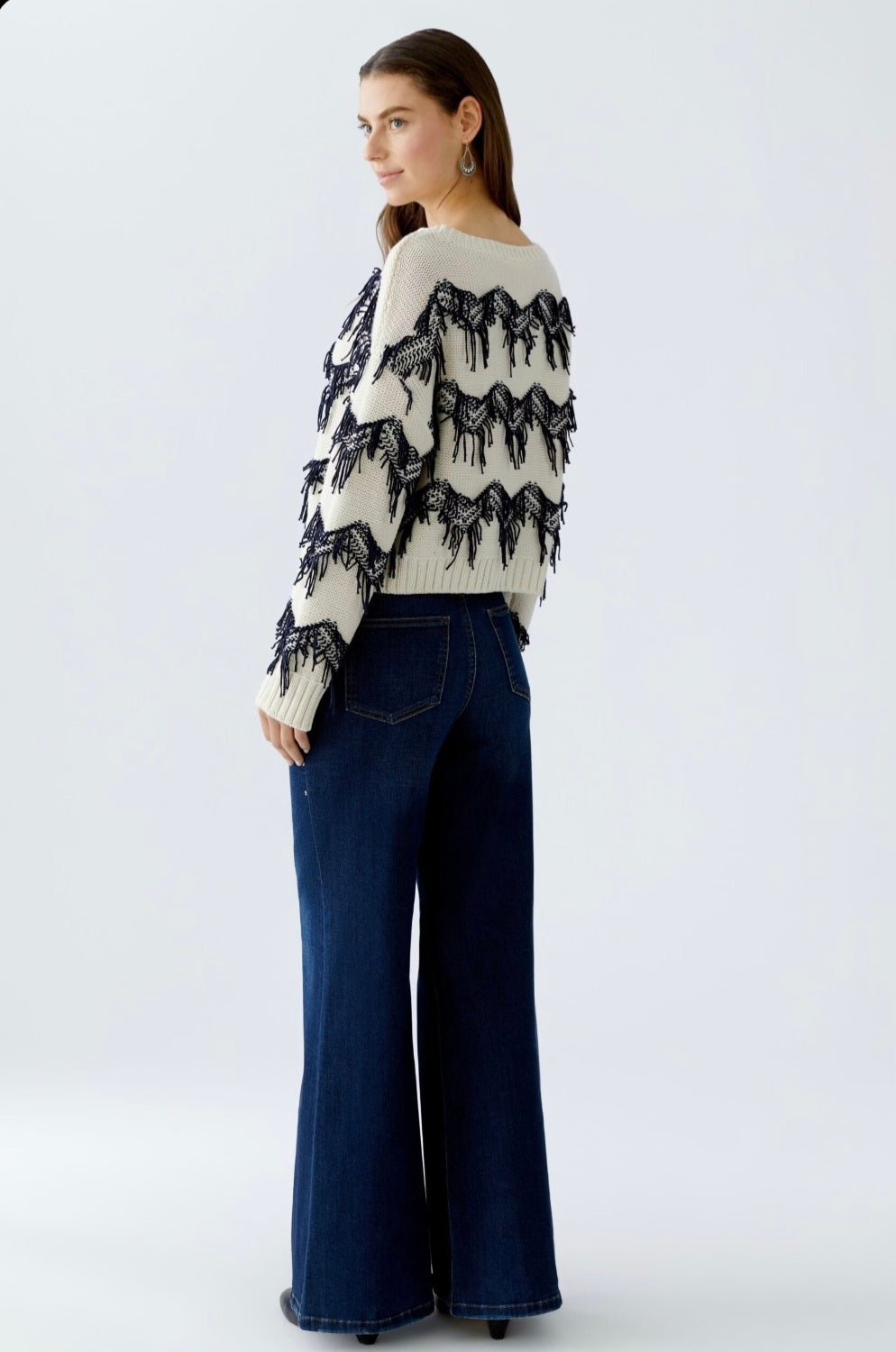 oui fringe style knit in cream & navy