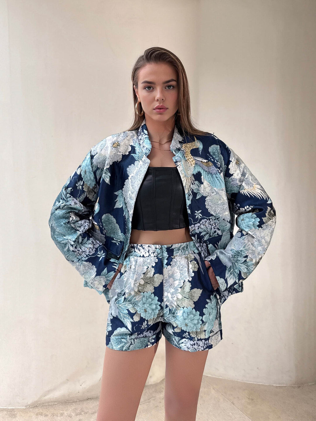 Floral shorts in blue