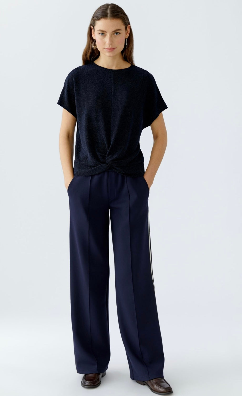 oui twist front top in navy