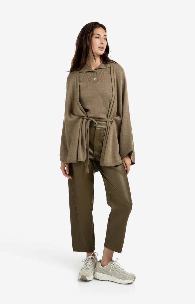 yaya sleeveless knit with collar and button placket in khaki green