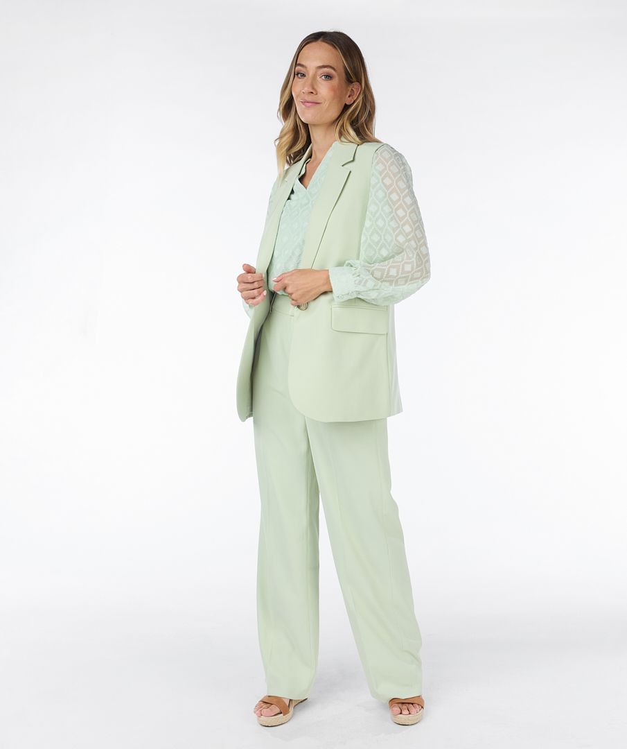 Esqualo longline button waistcoat in pistachio product code SP24.10024