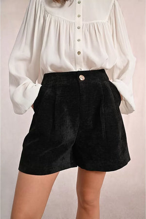 molly bracken velvet shorts in black